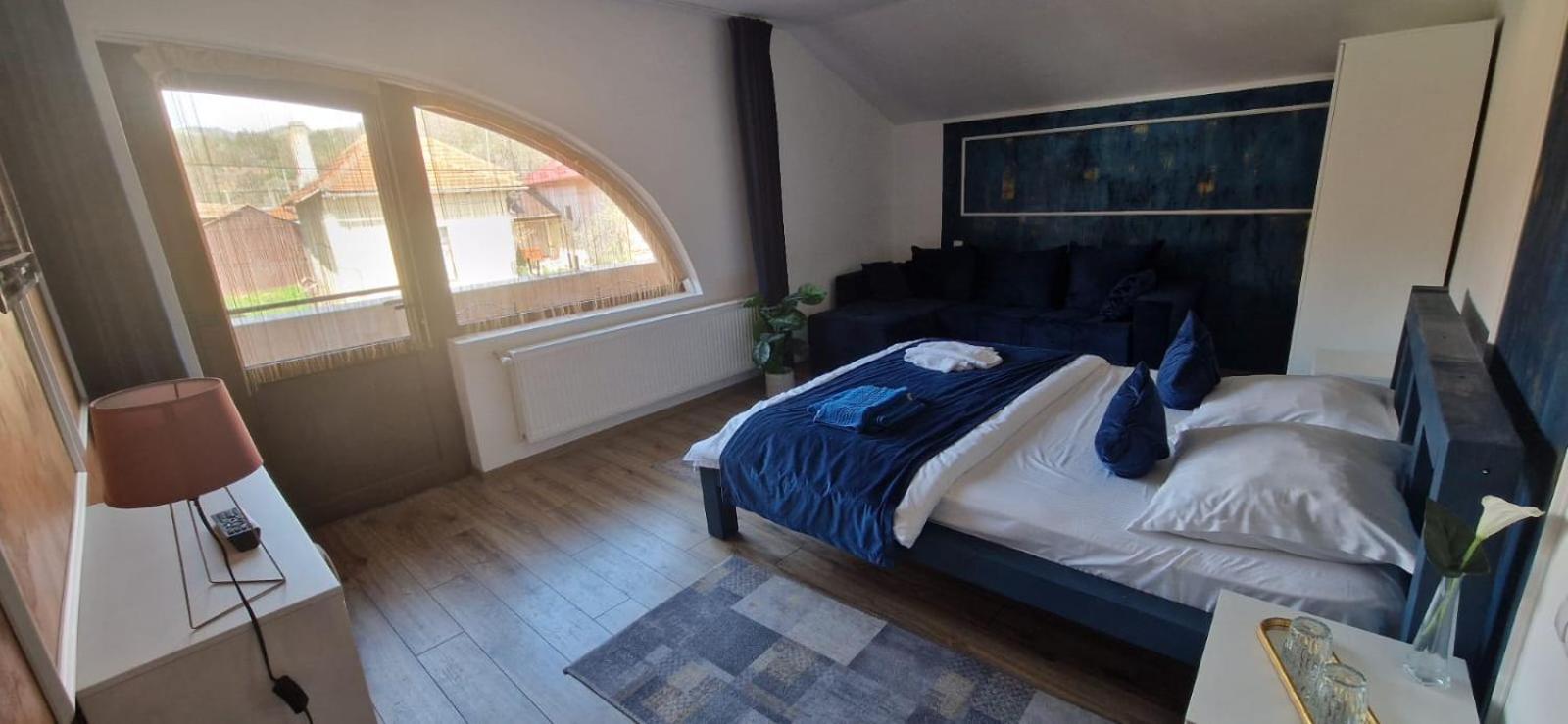 Dania&Petru Residence Тыргу-Окна Экстерьер фото